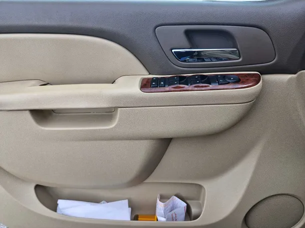 Car image 22