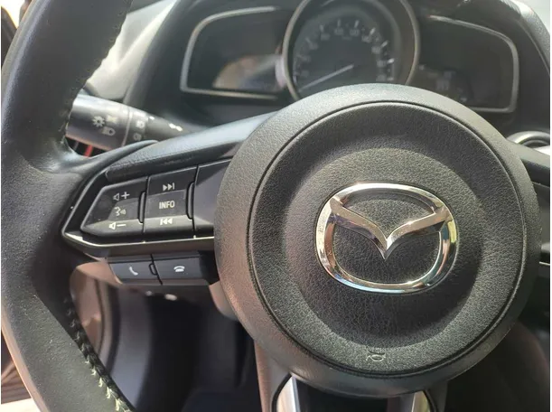 Car image 20