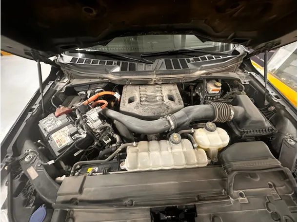 Car image 29