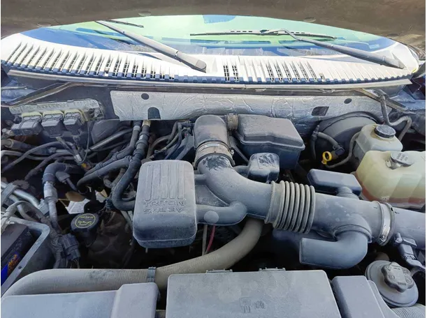 Car image 34