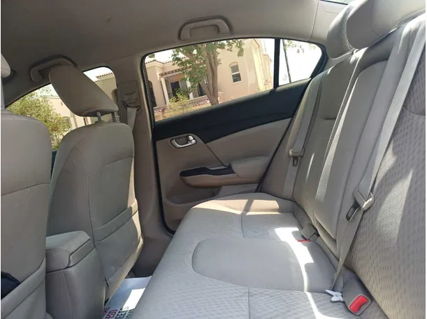 Car image 13