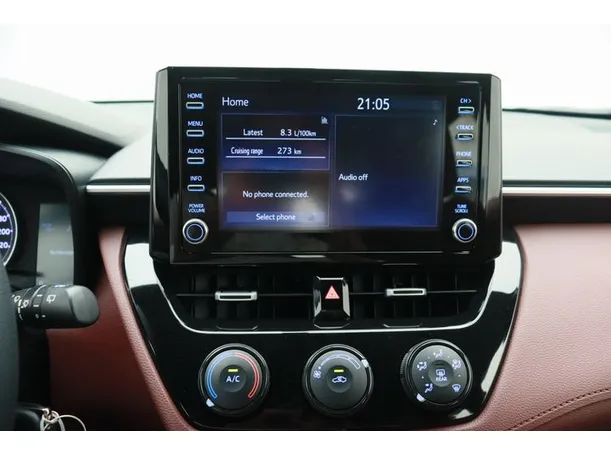 Car image 5