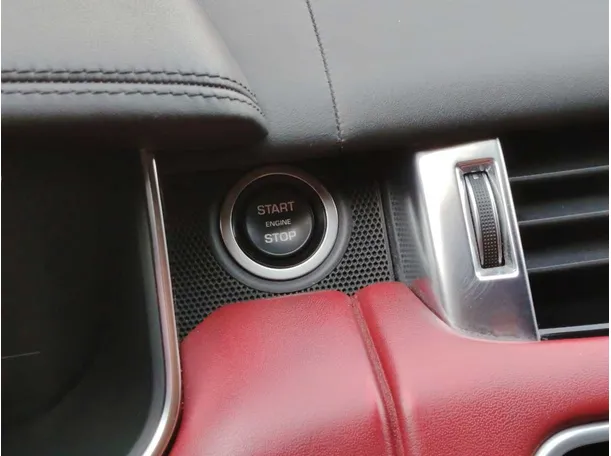 Car image 36