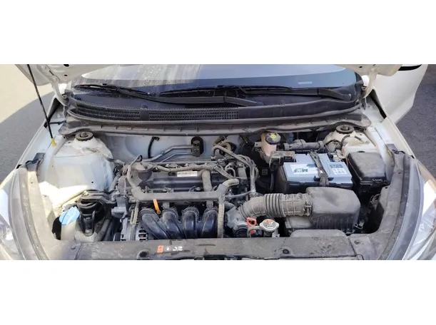 Car image 26