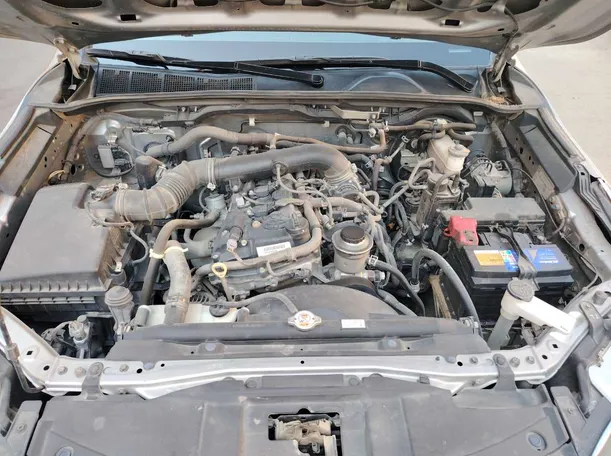 Car image 32
