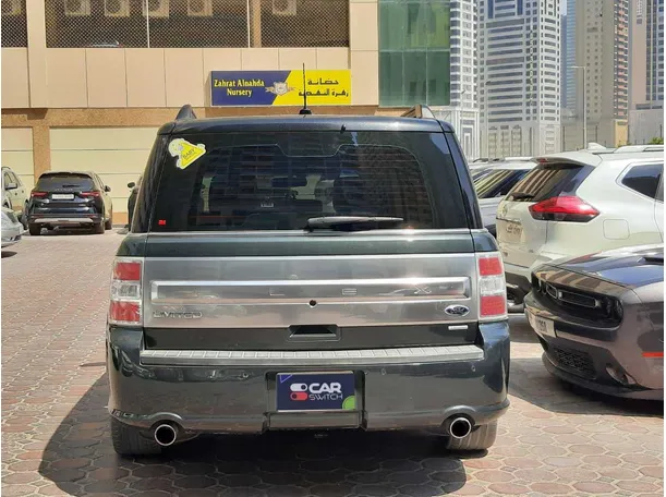 Car image 6