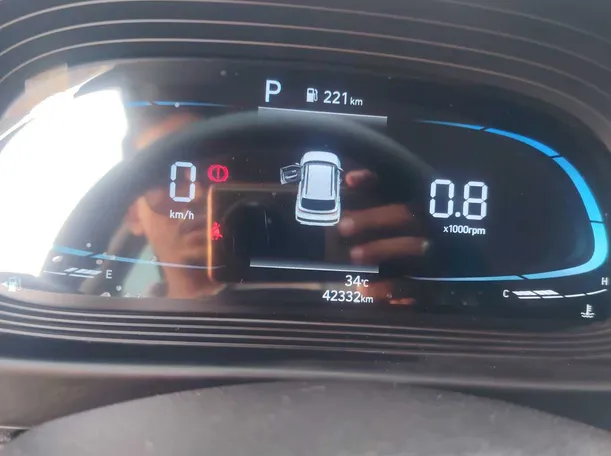 Car image 20