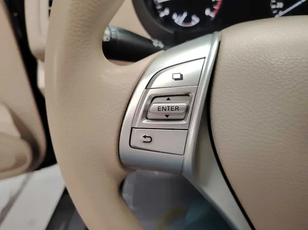 Car image 32