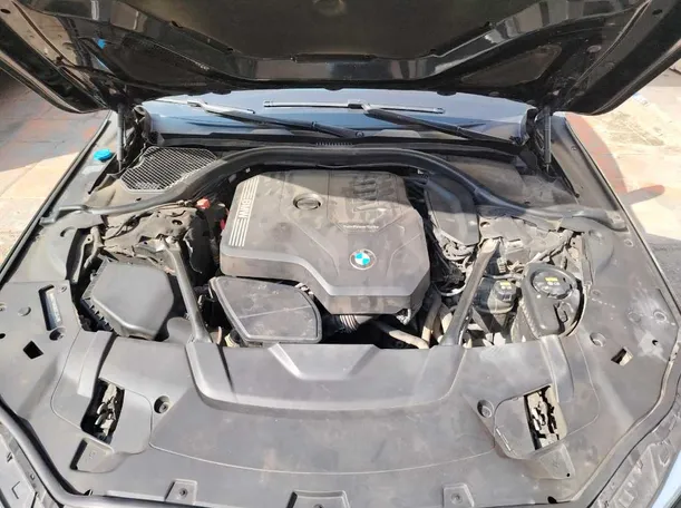 Car image 47