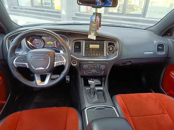Car image 21