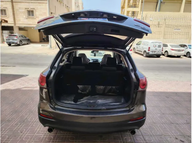 Car image 35
