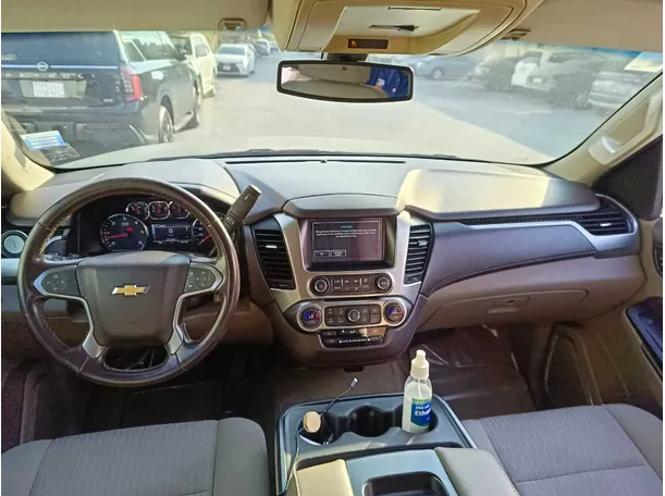 Car image 20