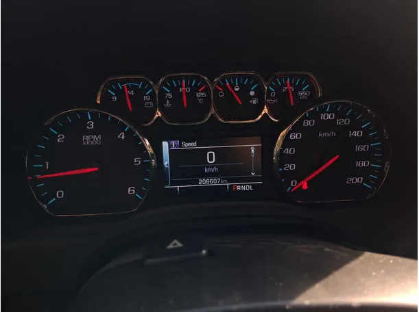 Car image 19