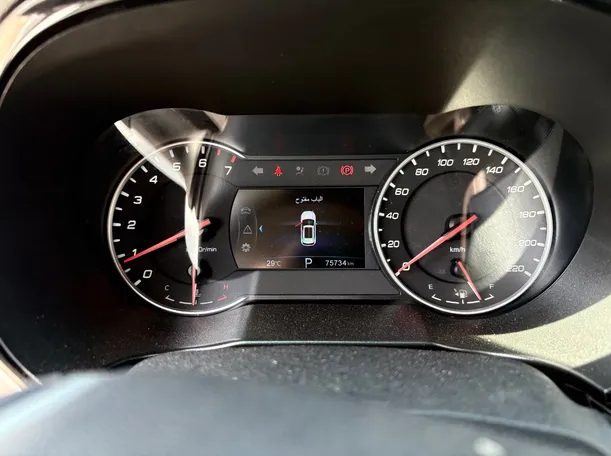 Car image 24