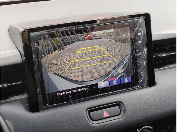 Car image 32