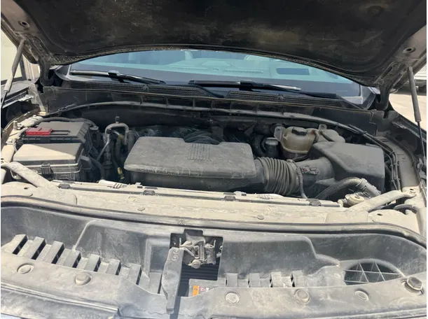 Car image 23