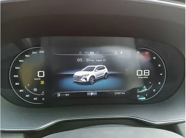 Car image 18