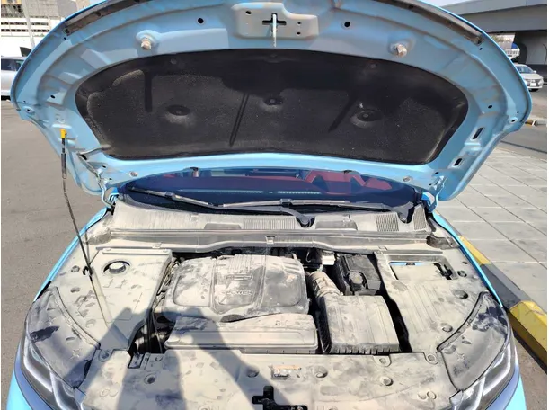 Car image 35