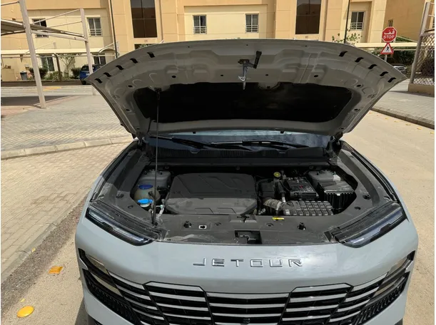 Car image 24