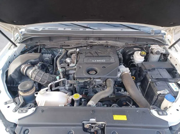 Car image 23