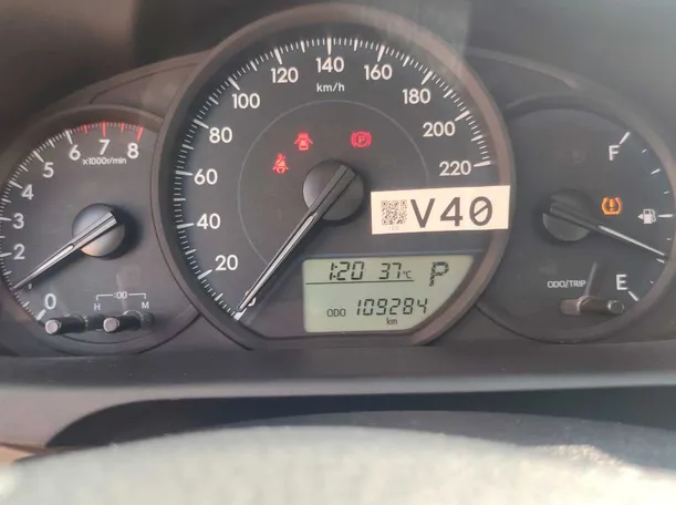 Car image 18