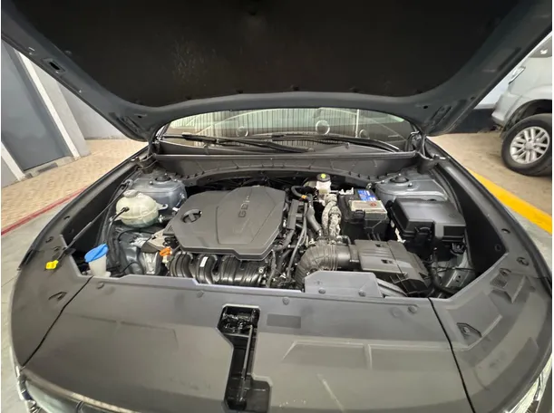 Car image 23