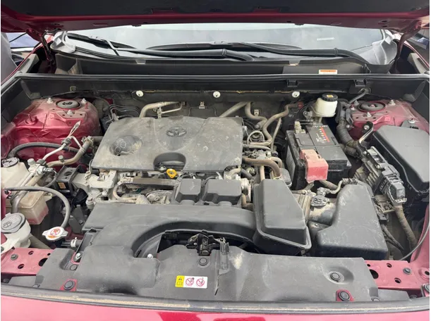 Car image 18