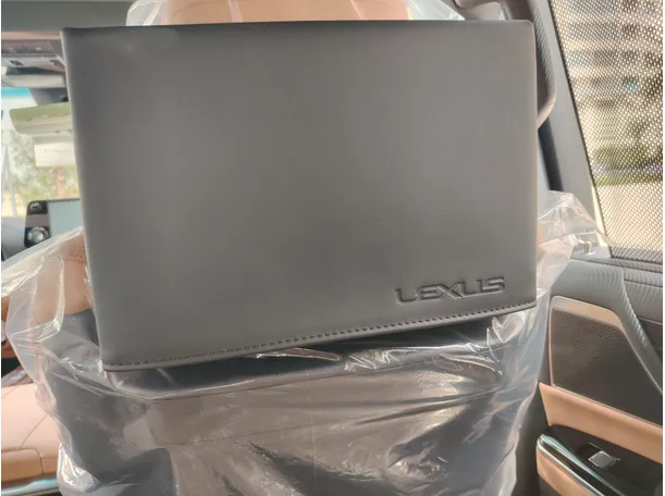 Car image 29