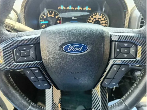 Car image 28