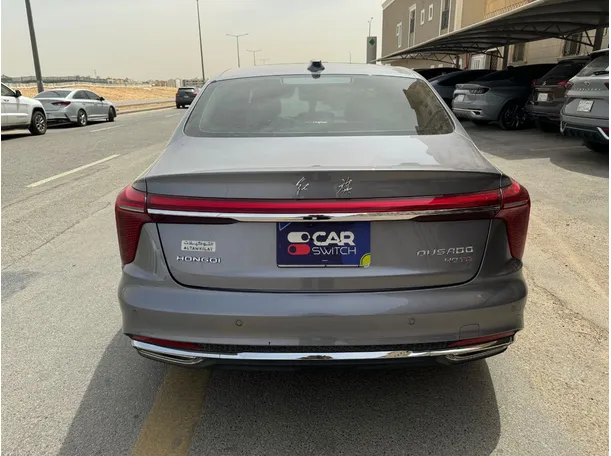 Car image 6