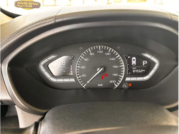 Car image 19