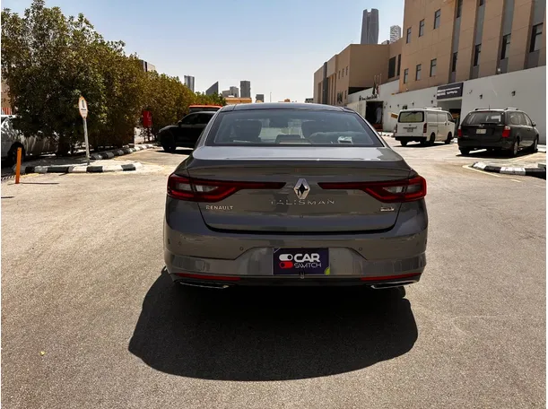 Car image 6