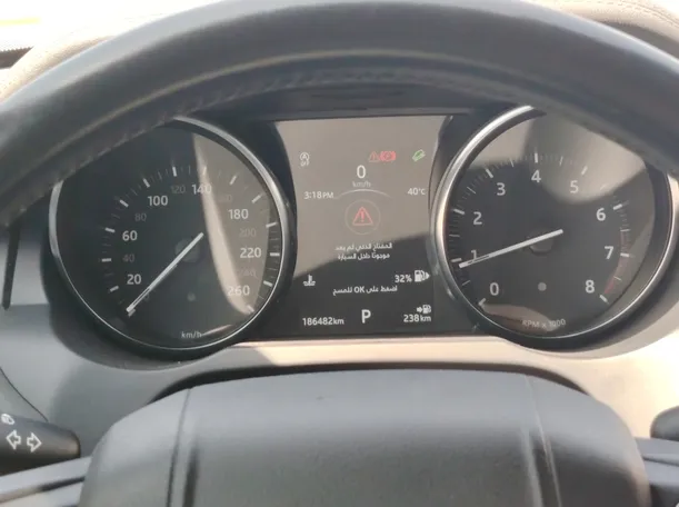 Car image 25