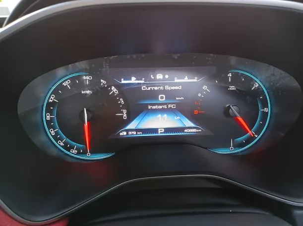Car image 18