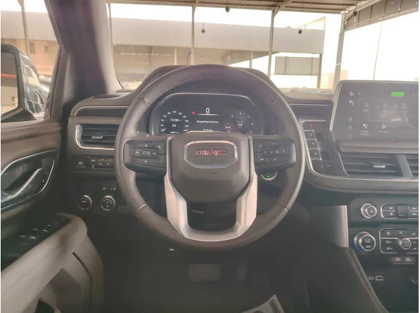 Car image 23