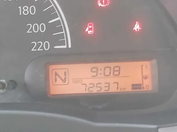 Car image 17