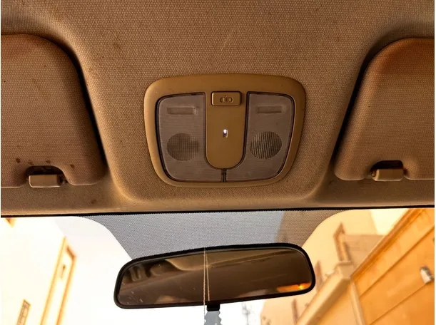 Car image 22