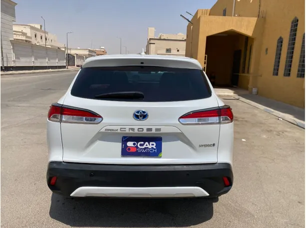 Car image 6