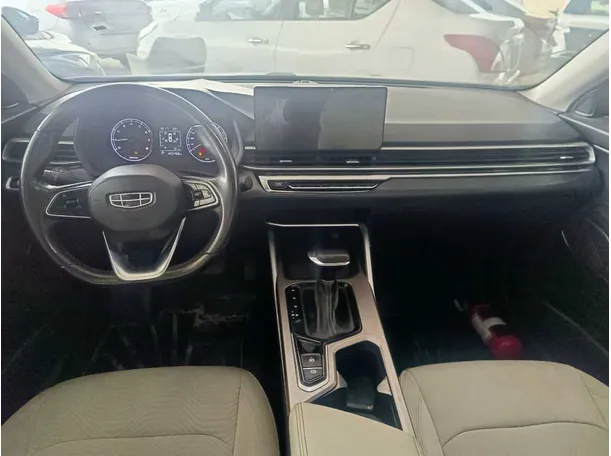 Car image 23