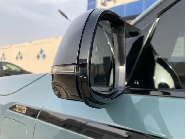 Car image 29