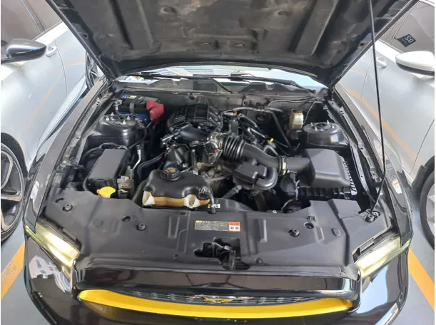 Car image 19