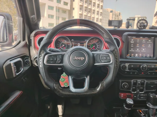 Car image 23