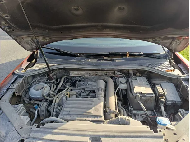 Car image 24