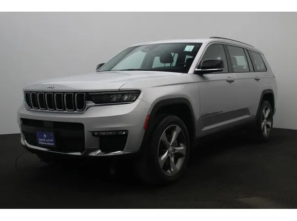 2022 Jeep Grand Cherokee in Dubai