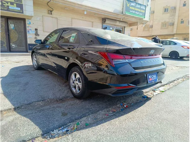 Car image 7
