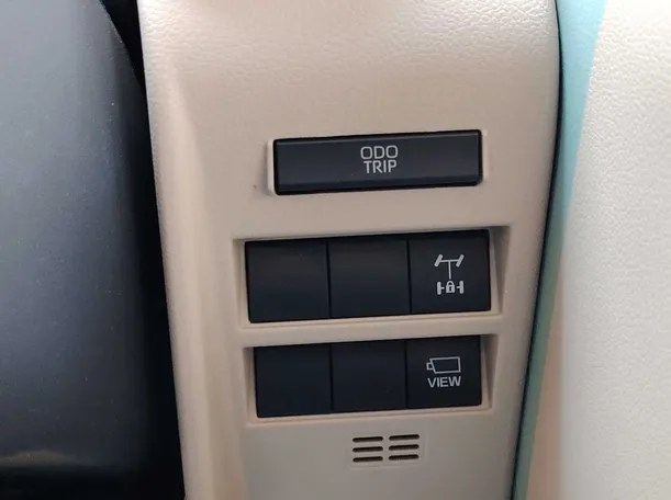 Car image 34