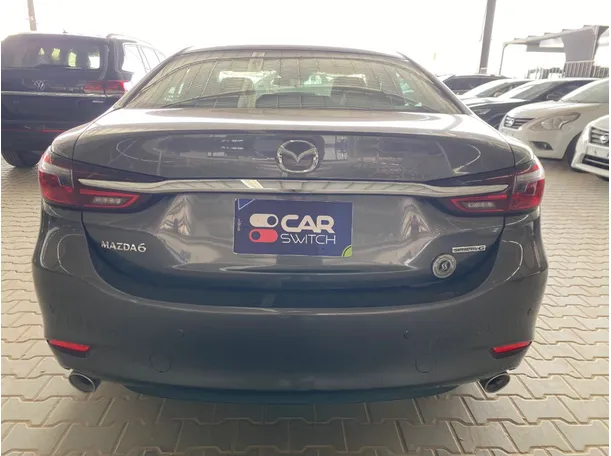 Car image 6