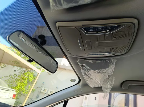 Car image 31