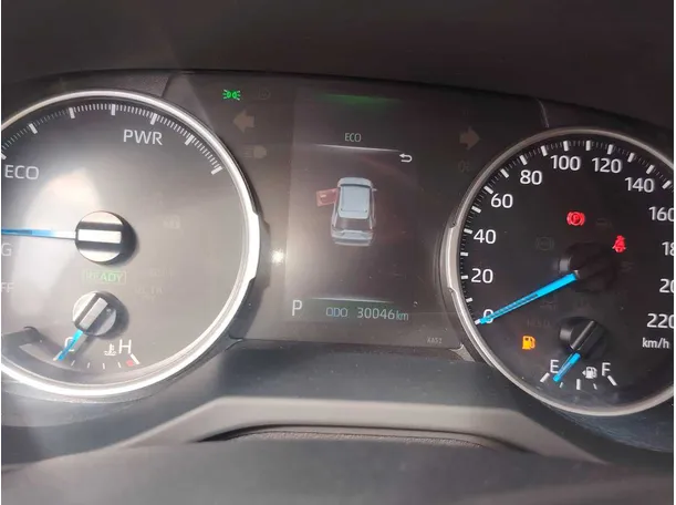 Car image 21