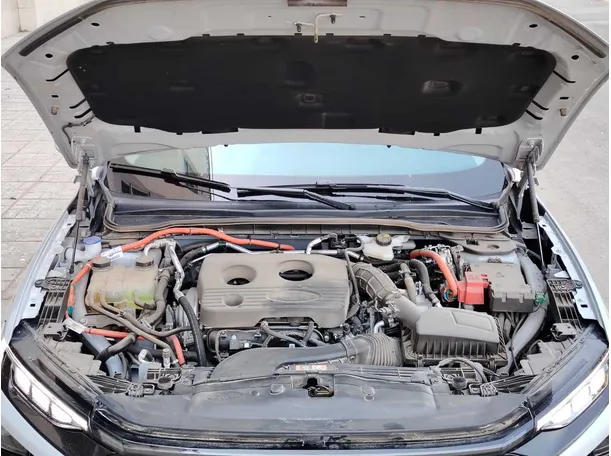 Car image 37